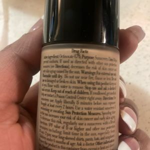 Giorgio Armani Powder Fabric Foundation